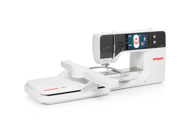 Bernina 790 Pro Sewing, Embroidery and quilting machine