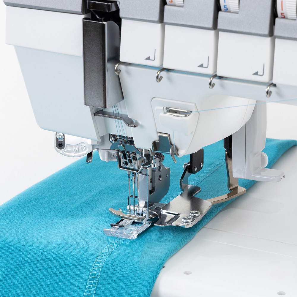 User-friendly features Janome CoverPro 3000 Serger Machine