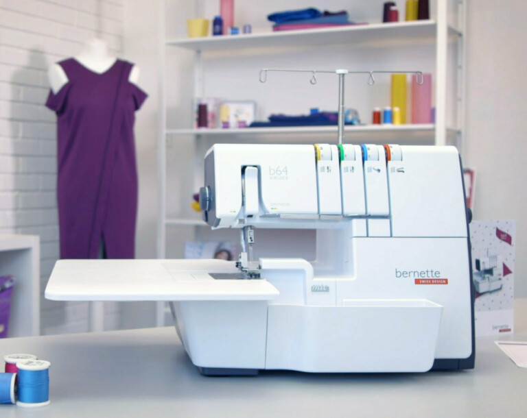 Online exclusive discounts Bernette 64 AIRLOCK Sewing Machine