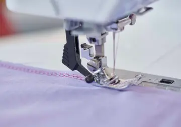 Efficient sewing experience Bernette 79 Yaya Han Sewing Machine