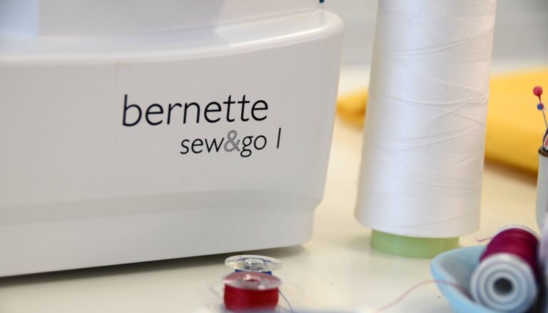 Customizable stitch options Bernette Sew&Go 1 Sewing Machine