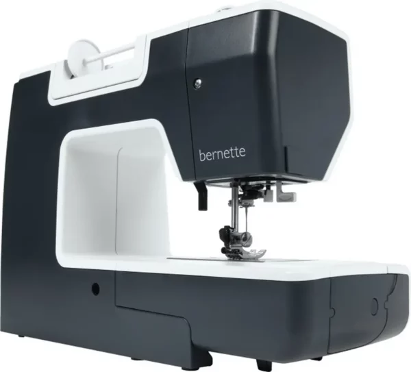 Lightweight and convenient Bernette 38 Sewing Machine