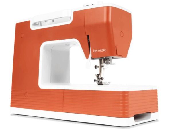 Professional sewing capabilities on sale Bernette 05 CRAFTER