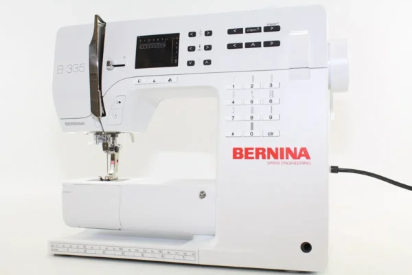 High-performance sewing Bernina 335 Machine