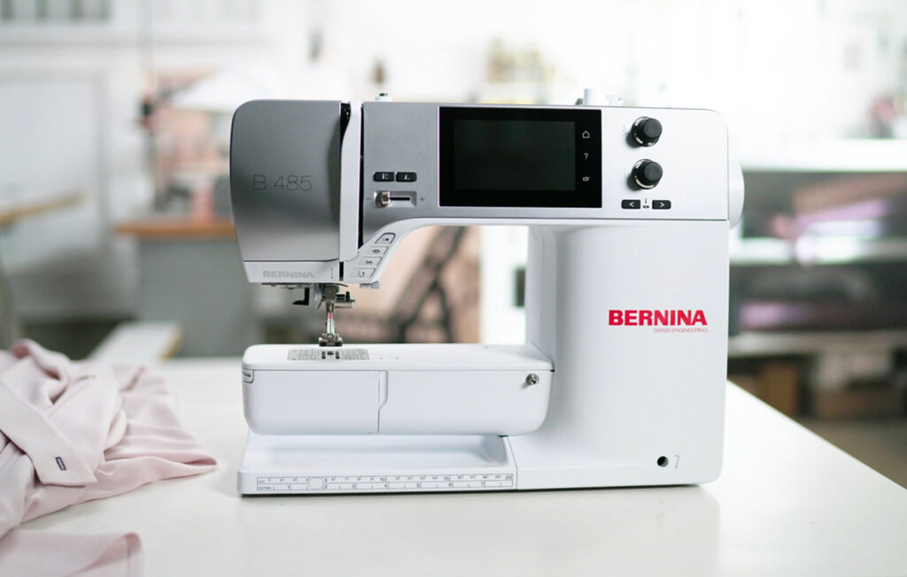 Customize sewing projects with Bernina 485 adjustable settings