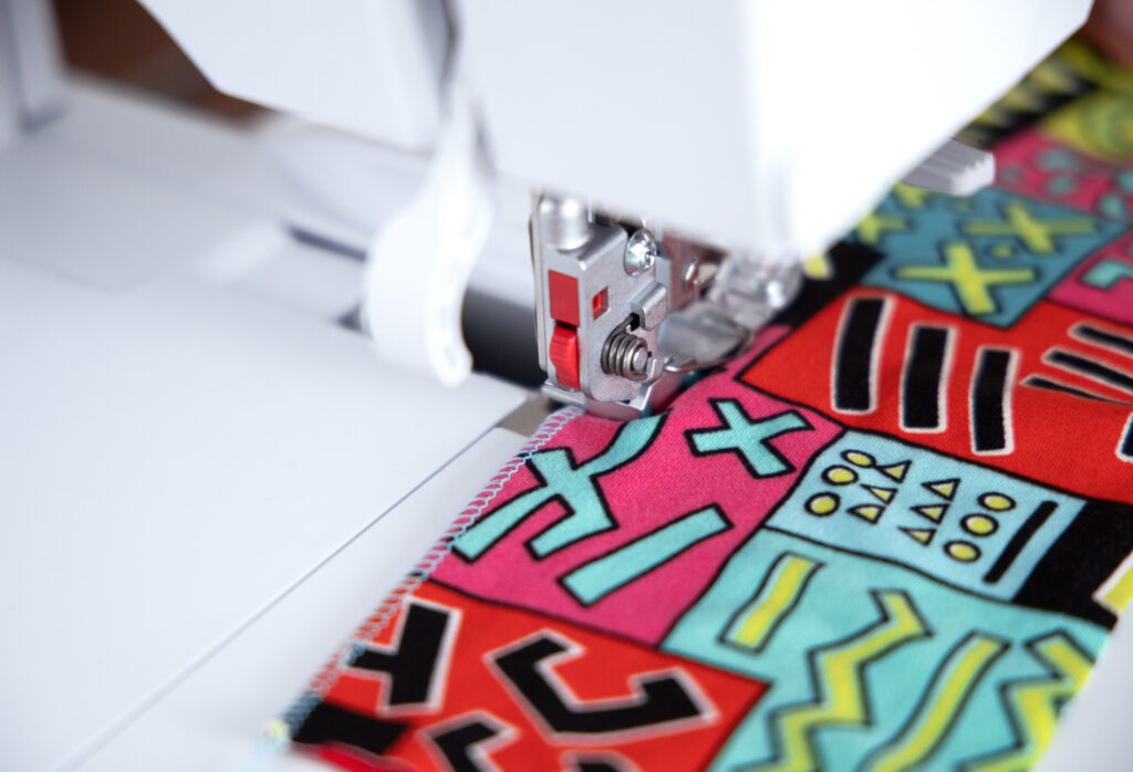 Explore creative sewing possibilities with the Bernina L 860 overlocker