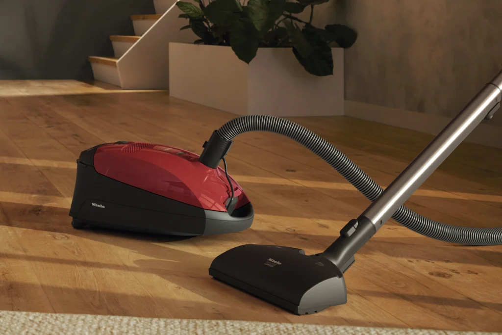 Dust-free solutions with Miele Classic C1 HomeCare powerful suction