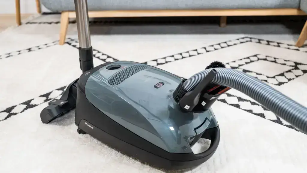 Miele Classic C1 Pure Suction Powerline SBAN0 online vacuum cleaner sale today